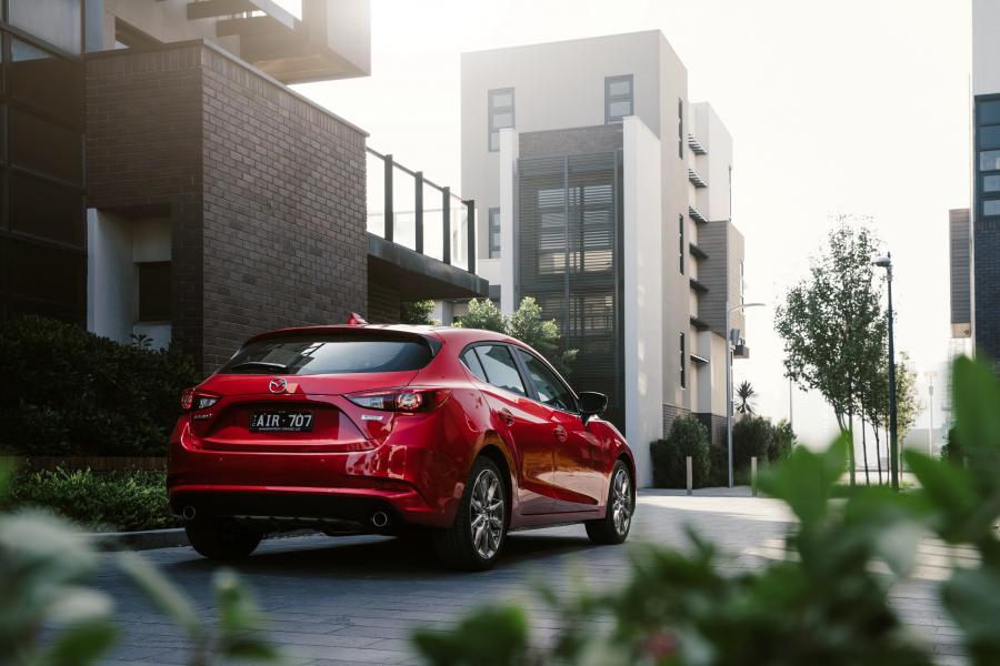  Mazda3 SP25 Astina Hatchback 2016 года  (AU) (фото 7 из 22)